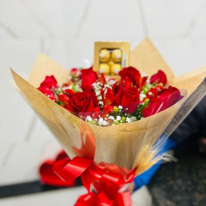 12 Rosas Vermelhas mais Ferrero Rocher