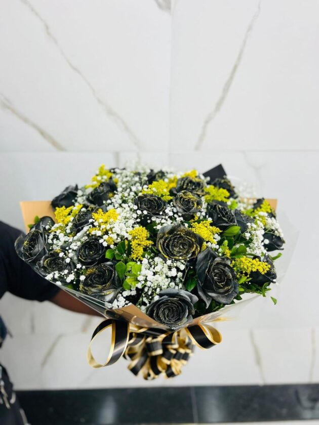 24 Rosas Negras