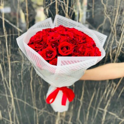 Buquê 50 Rosas