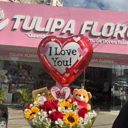 Buquê Rosas e Girassóis Completo