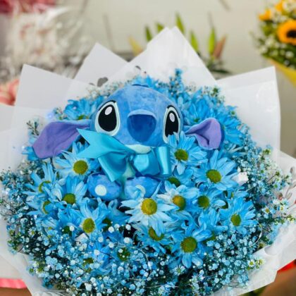 Stitch com Margarida Azul